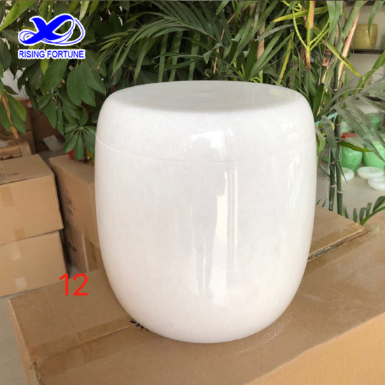 Urnas de cremación de mármol blanco natural en stock